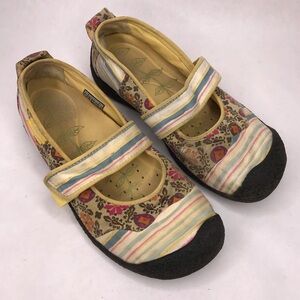 Keen Womens Size 8 Harvest Mary Jane Flats Shoes Yellow Stiped Canvas